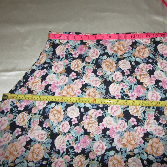 Brand new plus size skirts - Picture 4 of 6